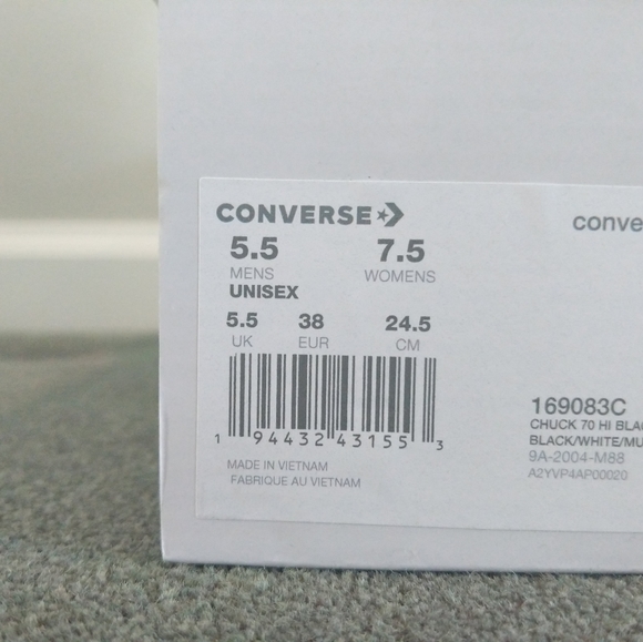 Looney Toons Kith Converse Shoe - Picture 3 of 3